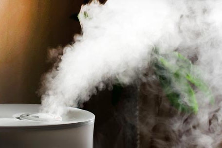 對抗梅雨季節(jié)潮濕，家用除濕機為您解決煩惱！